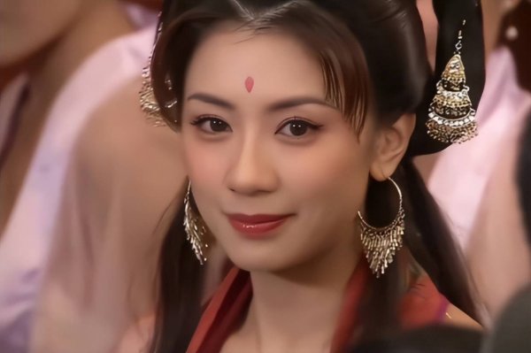 中国股票配资官网 舒淇贾静雯李小冉无滤镜生图！自然老去引两极评价，你怎么看？